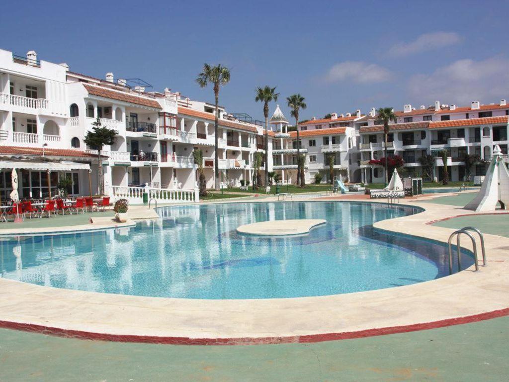 Apartamentos Habitat Playa Romana 3000